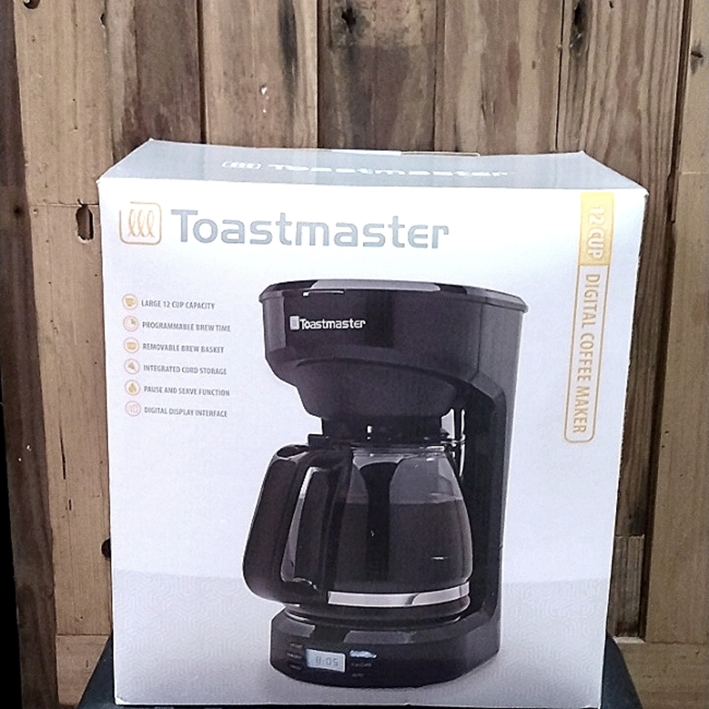 2 FOR $15 BUNDLE SALE!Home Coffee pot. Works great. Used for less than 3 months.